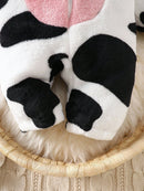 Macacão com capuz e design felpudo de vaca para bebê menina