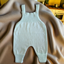Jardineira Vira Pé Macacão de Tricot Trabalhado Luxo Para Bebê Menino e Menina